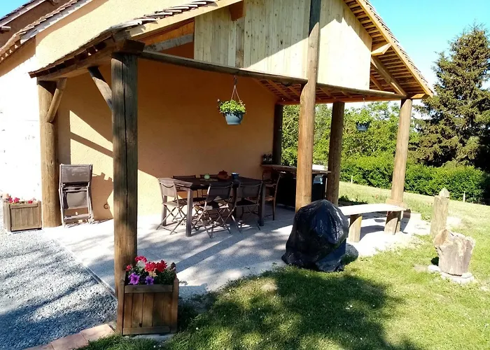 La Petite Maison Dans La Prairie 3*